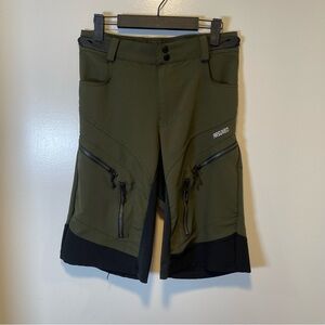 Arsuxeo G Form green and black biking shorts men's size small‎